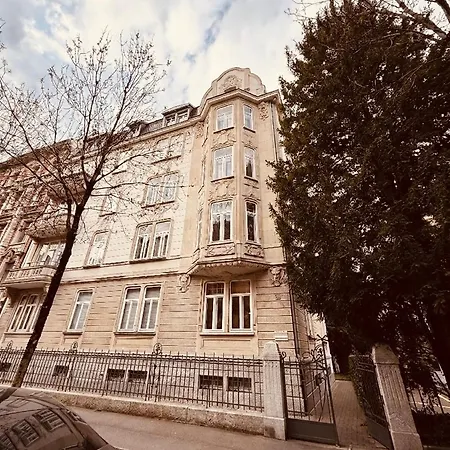 Διαμέρισμα Elegant In Seefeld - Walk To &