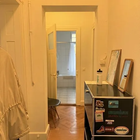 Elegant In Seefeld - Walk To & Apartment