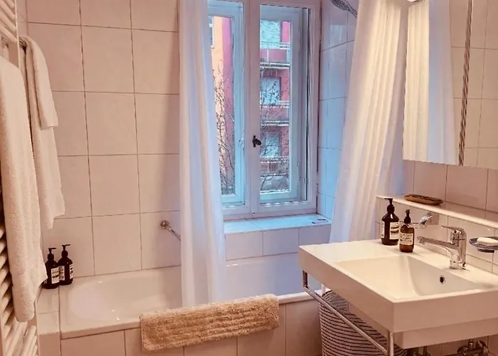 Elegant In Seefeld - Walk To & Apartamento *